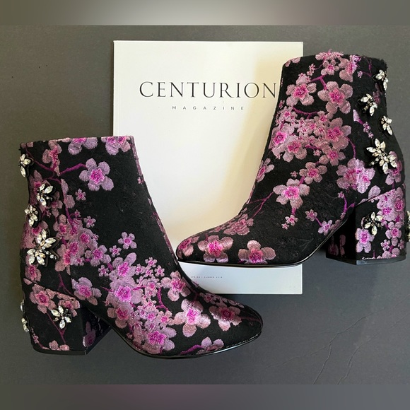 Sam Edelman Shoes - 🦄HP Stunning Floral Sam Edelman Booties W/Rhinestone Embellishment